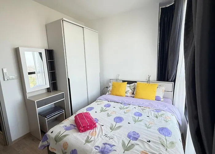 The Rich Rama 9 Luxury Apartment Bangkok