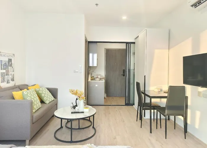 The Rich Rama 9 Luxury Apartment Bangkok