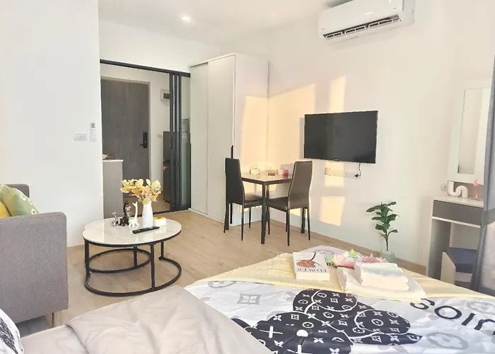 The Rich Rama 9 Luxury Apartment Bangkok